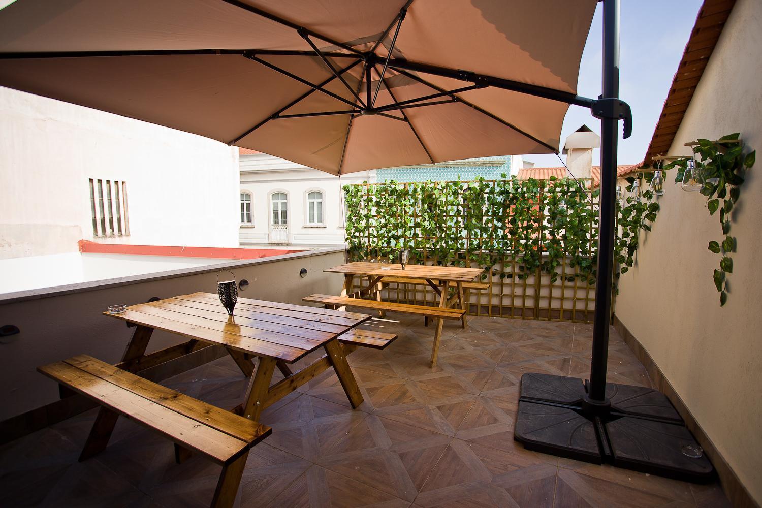 Guest House 10 De Agosto Figueira da Foz Exterior foto